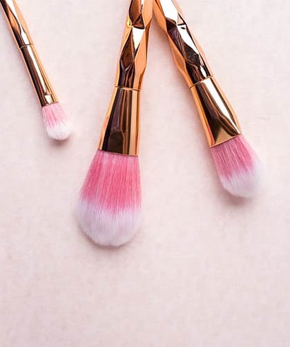 Come si asciugano i pennelli trucco